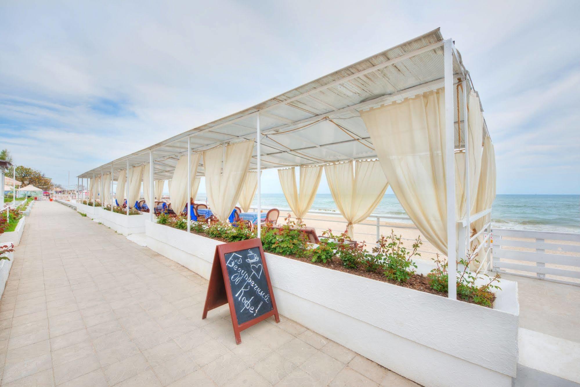 Brigantina Hotel Odesa Exterior foto
